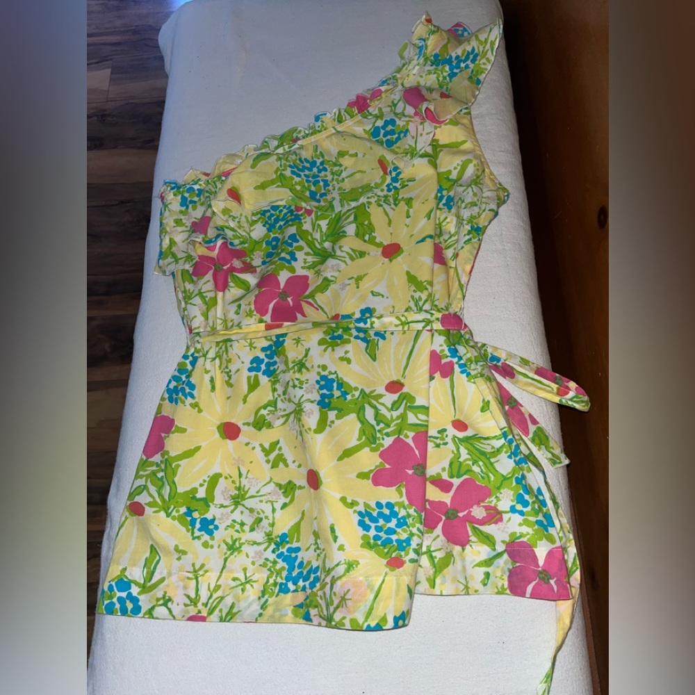 Lilly Pulitzer One-Sleeve Colorful Top, Size Medium